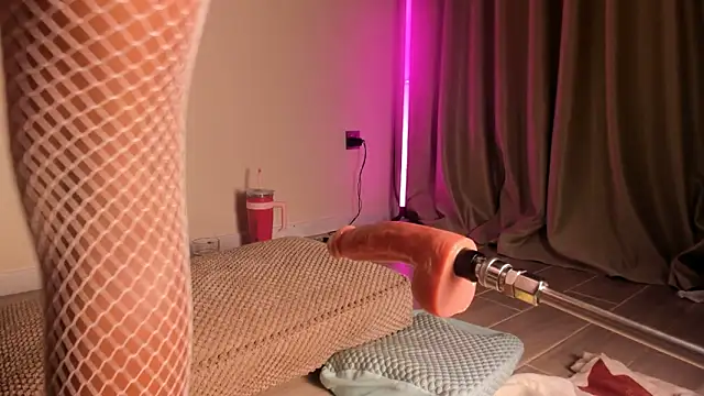 sugar-mirie online show from January 9, 5:00 pm