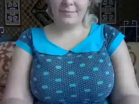 Snapshot of Diana_Britt chatting on December 7, 9:28 am Diana Britt online show from December 7, 9:28 am