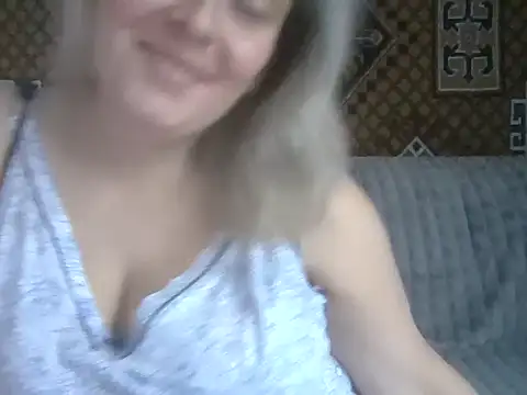 Snapshot of Diana_Britt chatting on October 17, 6:16 am Diana Britt online show from October 17, 6:16 am