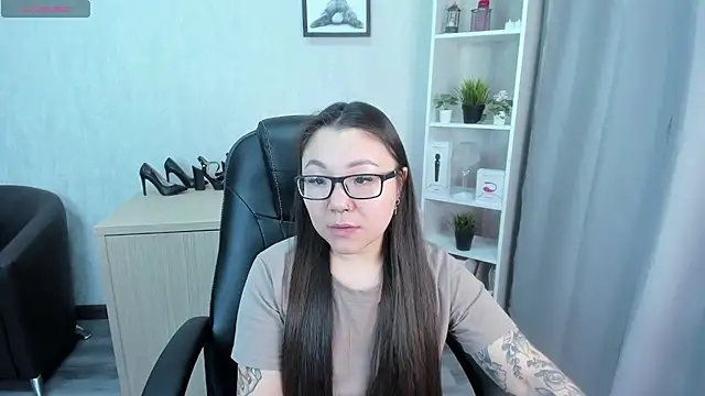 Snapshot of gentle_muse chatting on January 19, 10:39 pm gentle muse online show from January 19, 10:39 pm