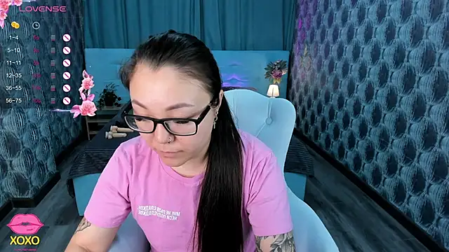 Snapshot of gentle_muse chatting on March 1, 12:50 am gentle muse online show from March 1, 12:50 am