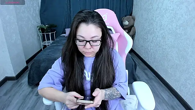 Snapshot of gentle_muse chatting on March 14, 9:43 pm gentle muse online show from March 14, 9:43 pm