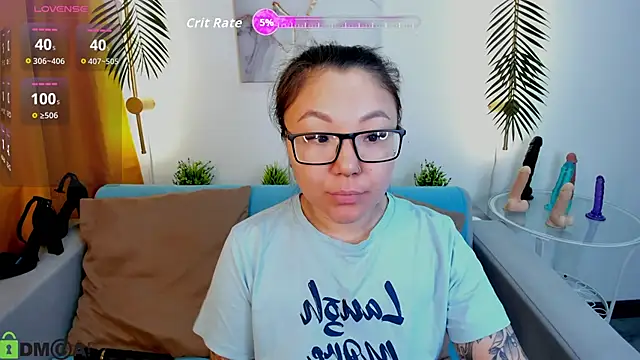 Snapshot of gentle_muse chatting on October 4, 12:52 am gentle muse online show from October 4, 12:52 am