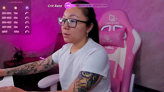 Snapshot of gentle_muse chatting on November 14, 1:04 am gentle muse online show from November 14, 1:04 am