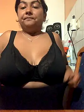 Snapshot of Madsion23 chatting on September 10, 10:43 pm Madsion23 online show from September 10, 10:43 pm