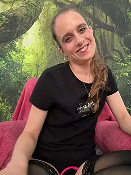 LadyChantale online show from January 8, 10:48 am