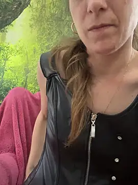 LadyChantale online show from January 13, 8:58 am