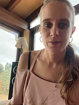 LadyChantale online show from January 13, 2:00 pm