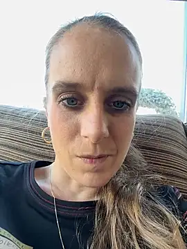 LadyChantale online show from January 24, 11:15 am