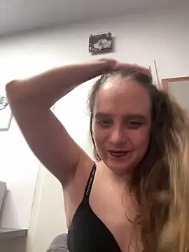 LadyChantale online show from April 22, 5:32 am