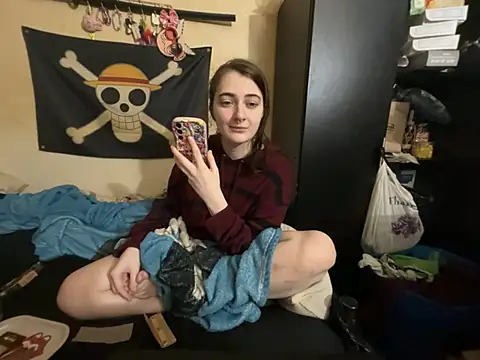 Snowbunnycake 131 online show from May 26, 7:26 am