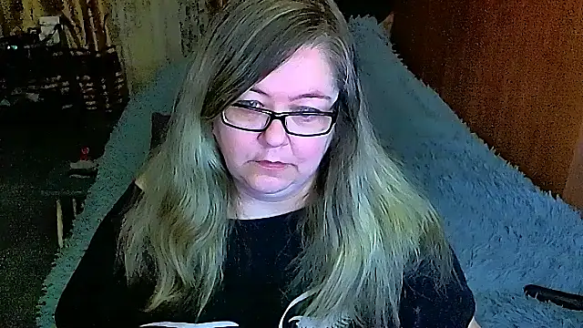 Snapshot of sex2 chatting on March 1, 9:15 pm sex2 online show from March 1, 9:15 pm