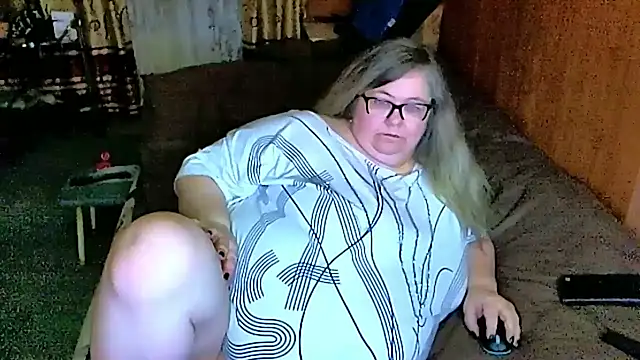 Snapshot of sex2 chatting on March 13, 11:27 pm sex2 online show from March 13, 11:27 pm