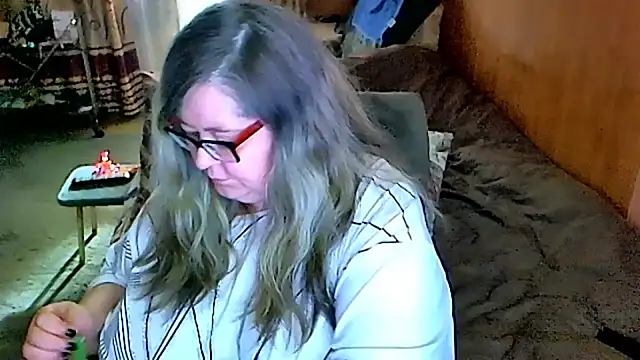 Snapshot of sex2 chatting on March 14, 2:31 am sex2 online show from March 14, 2:31 am