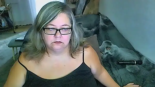 Snapshot of sex2 chatting on September 12, 12:11 am sex2 online show from September 12, 12:11 am