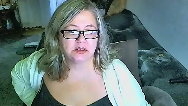 Snapshot of sex2 chatting on September 15, 10:04 am sex2 online show from September 15, 10:04 am