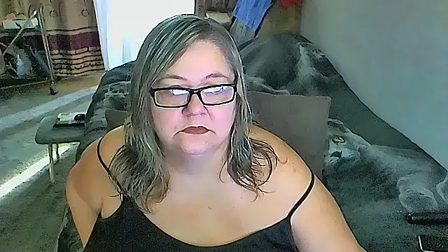 Snapshot of sex2 chatting on October 8, 1:14 am sex2 online show from October 8, 1:14 am