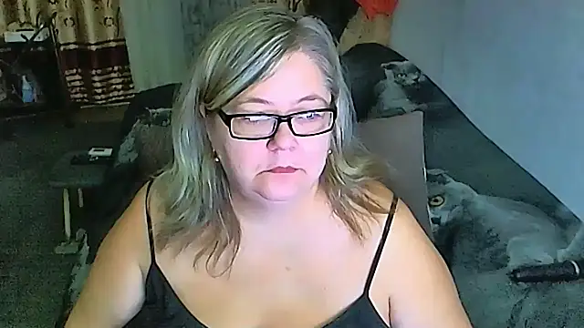 Snapshot of sex2 chatting on October 12, 6:40 pm sex2 online show from October 12, 6:40 pm