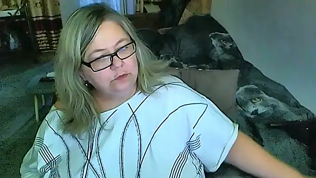 Snapshot of sex2 chatting on October 21, 9:32 am sex2 online show from October 21, 9:32 am