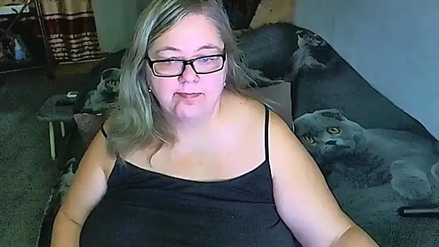 Snapshot of sex2 chatting on October 28, 11:29 pm sex2 online show from October 28, 11:29 pm