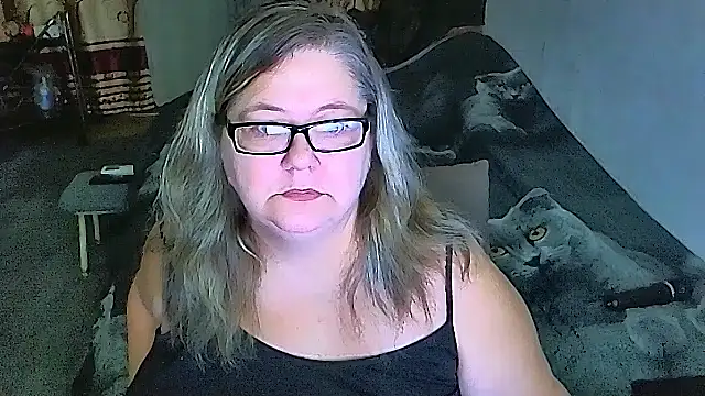 sex2 online show from February 8, 9:51 pm