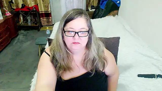 sex2 online show from June 5, 9:31 pm