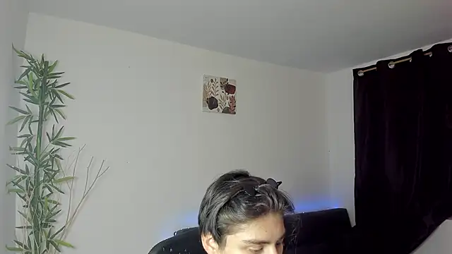 Snapshot of Giordano_Russo chatting on December 27, 1:53 am Giordano Russo online show from December 27, 1:53 am