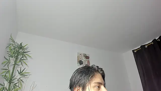 Snapshot of Giordano_Russo chatting on January 4, 8:27 pm Giordano Russo online show from January 4, 8:27 pm