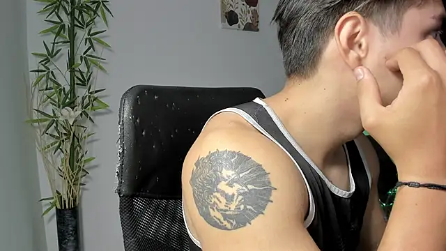 Snapshot of Giordano_Russo chatting on January 24, 2:08 pm Giordano Russo online show from January 24, 2:08 pm