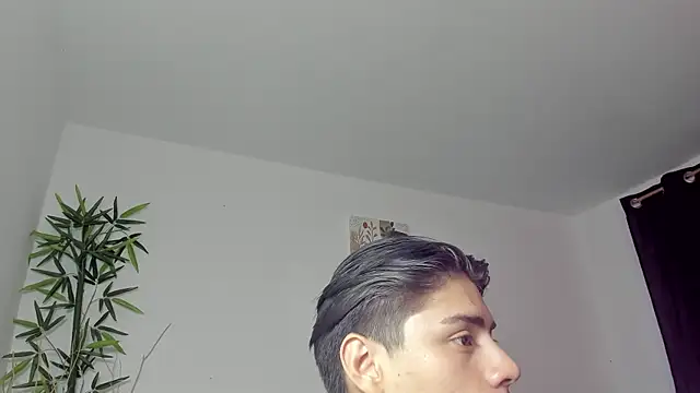 Snapshot of Giordano_Russo chatting on January 28, 1:39 am Giordano Russo online show from January 28, 1:39 am