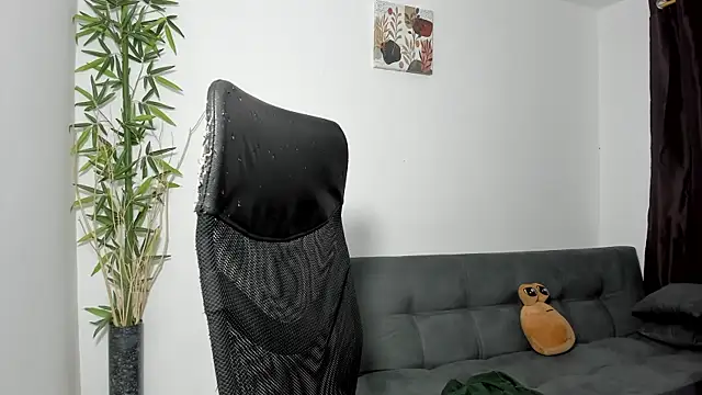 Snapshot of Giordano_Russo chatting on February 24, 9:31 pm Giordano Russo online show from February 24, 9:31 pm