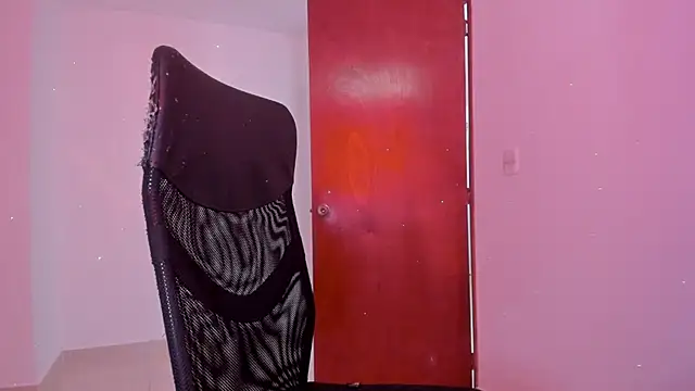 Snapshot of Giordano_Russo chatting on September 24, 5:38 pm Giordano Russo online show from September 24, 5:38 pm