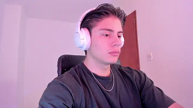 Snapshot of Giordano_Russo chatting on October 9, 5:11 pm Giordano Russo online show from October 9, 5:11 pm