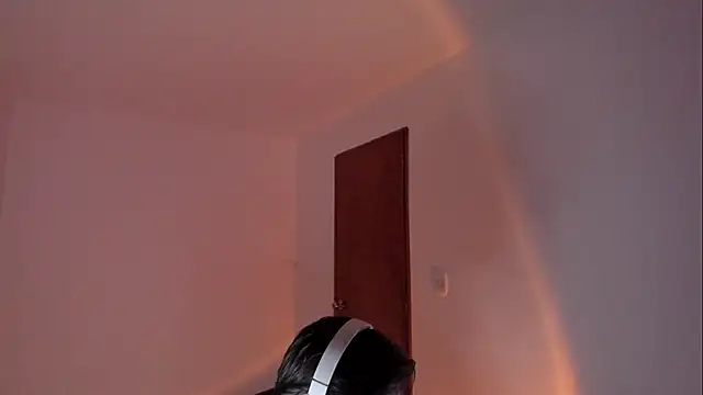 Snapshot of Giordano_Russo chatting on November 7, 11:38 pm Giordano Russo online show from November 7, 11:38 pm