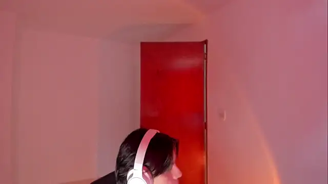 Snapshot of Giordano_Russo chatting on November 19, 7:14 pm Giordano Russo online show from November 19, 7:14 pm