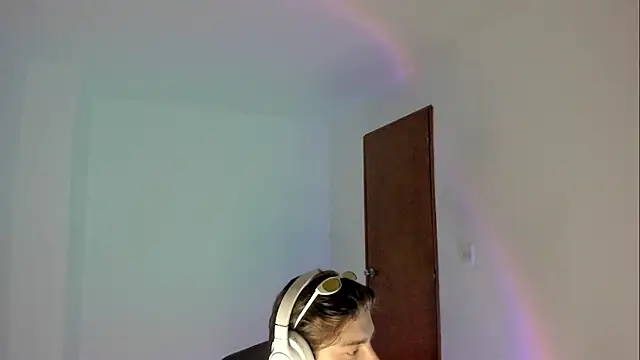 Snapshot of Giordano_Russo chatting on December 4, 1:04 am Giordano Russo online show from December 4, 1:04 am