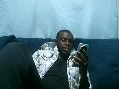 reezly online show from November 8, 12:55 am