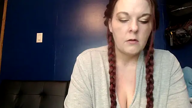 Snapshot of fieryrebel chatting on December 15, 7:53 pm fieryrebel online show from December 15, 7:53 pm