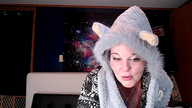 Snapshot of fieryrebel chatting on December 31, 10:12 pm fieryrebel online show from December 31, 10:12 pm