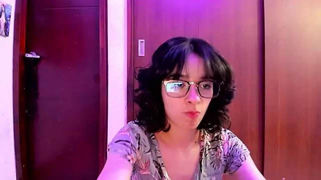  Lunnaa  online show from February 10, 12:41 am