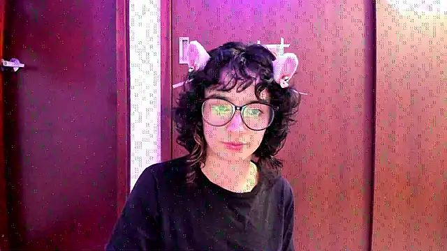  Lunnaa  online show from November 7, 12:32 am