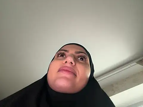 GumusGuray online show from December 10, 8:40 am