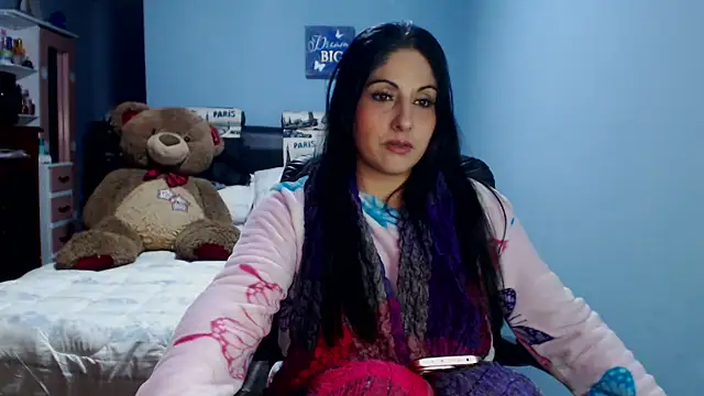 Snapshot of sahtlove1 chatting on May 27, 1:57 am sahtlove1 online show from May 27, 1:57 am