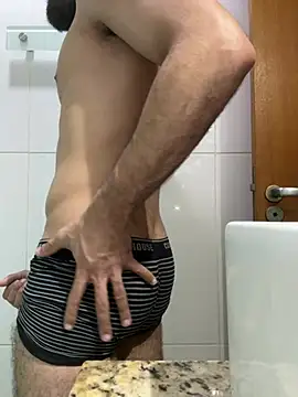 bandidocaro online show from April 26, 8:39 pm