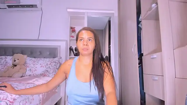 sharonDulce online show from February 25, 2:03 am