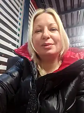 Snapshot of Arina_smiles chatting on January 24, 6:25 pm Arina smiles online show from January 24, 6:25 pm