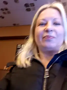 Snapshot of Arina_smiles chatting on January 26, 4:30 pm Arina smiles online show from January 26, 4:30 pm