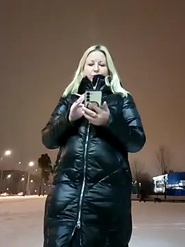 Snapshot of Arina_smiles chatting on February 9, 7:09 pm Arina smiles online show from February 9, 7:09 pm