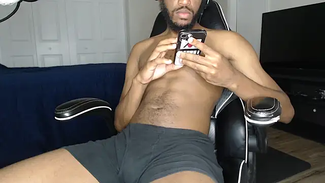 Snapshot of ChrisVacher chatting on October 3, 10:51 pm ChrisVacher online show from October 3, 10:51 pm