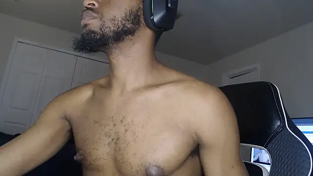 Snapshot of ChrisVacher chatting on October 16, 12:22 am ChrisVacher online show from October 16, 12:22 am